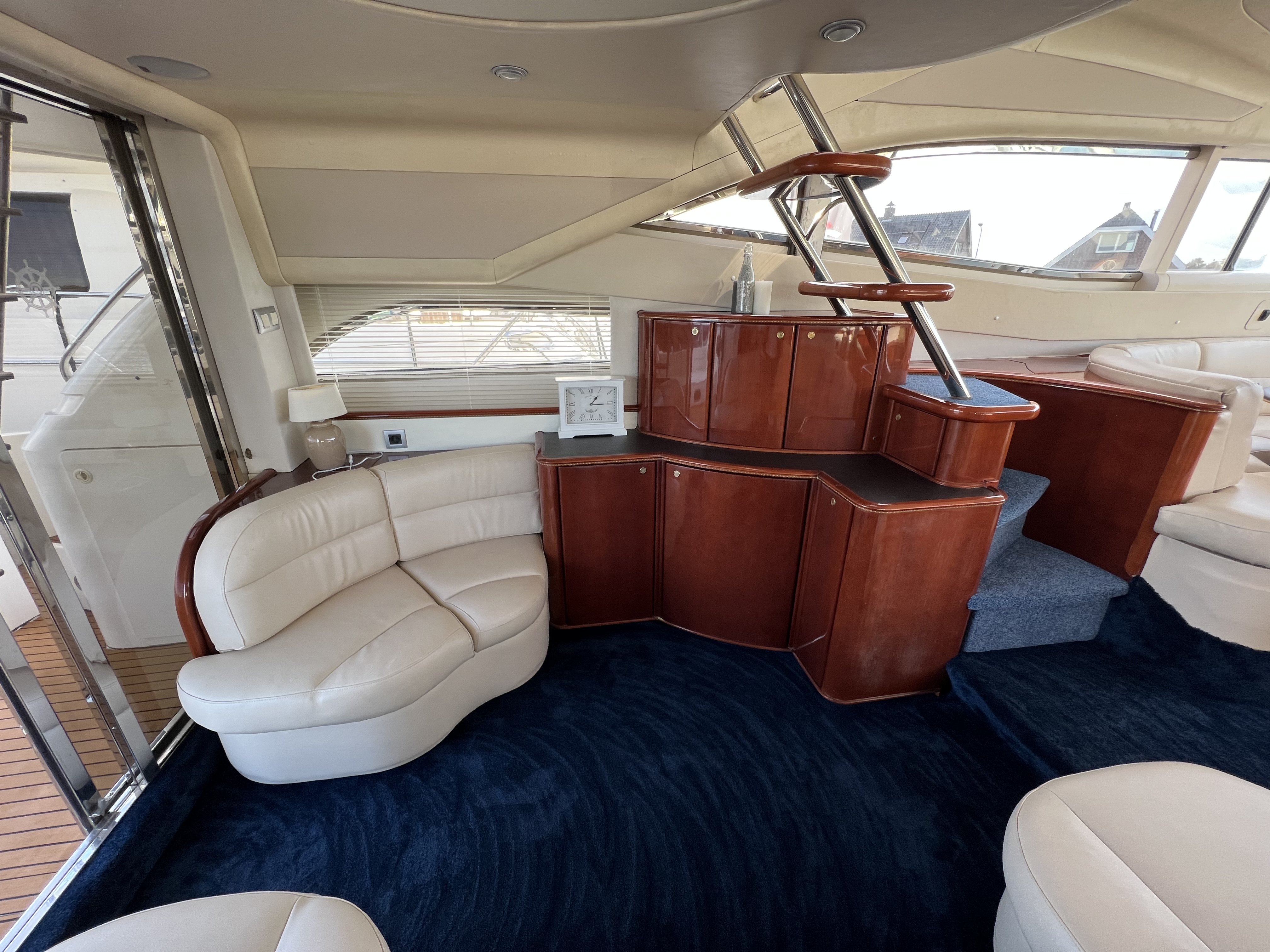 foto: 37 Princess 56