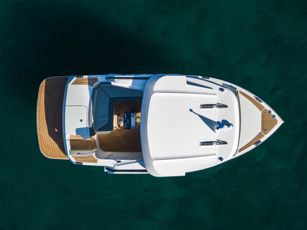 foto: 46 Alfastreet Marine 21 Open Electric