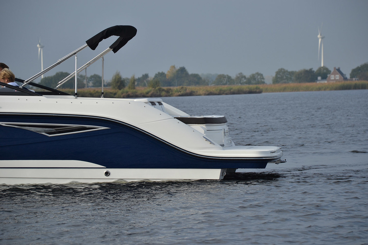 foto: 129 Sea Ray Sun Sport 250