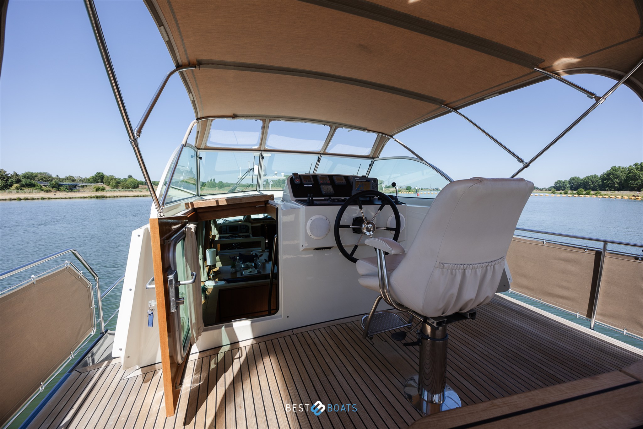 foto: 34 Linssen Grand Sturdy 45.9 AC