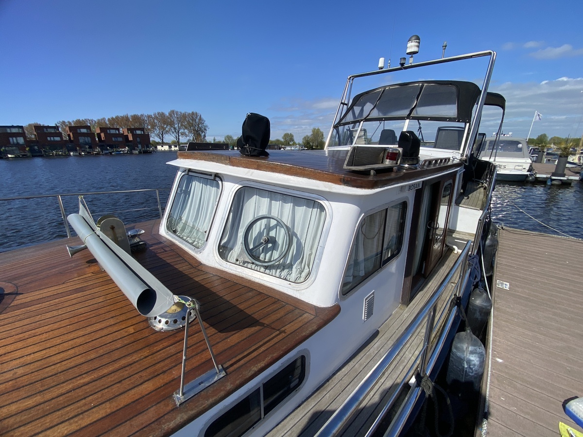 foto: 44 Gillissen  1130 AK Spiegelkotter