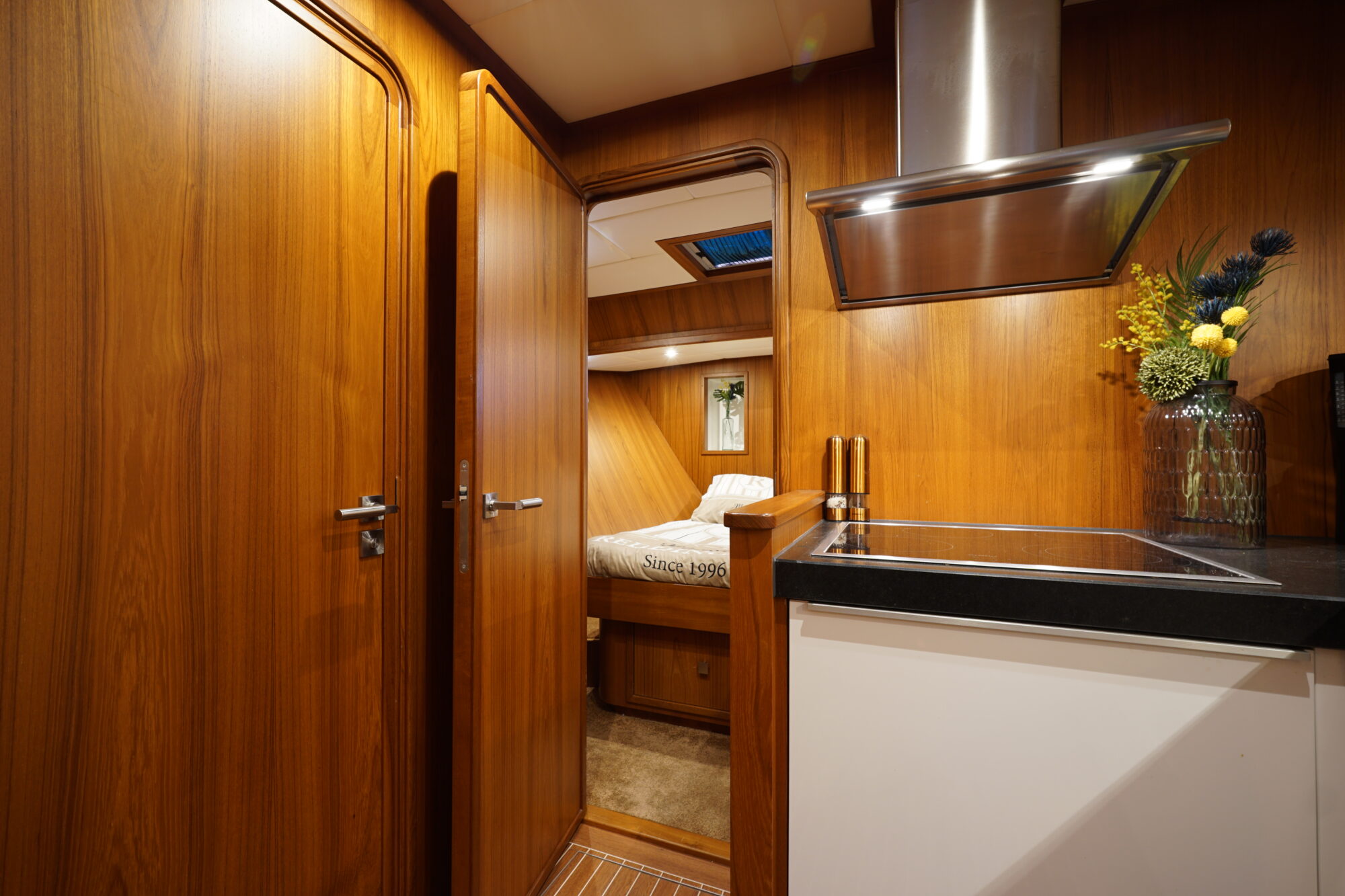 foto: 111 Custen Custen Kruiser 18.00 VS