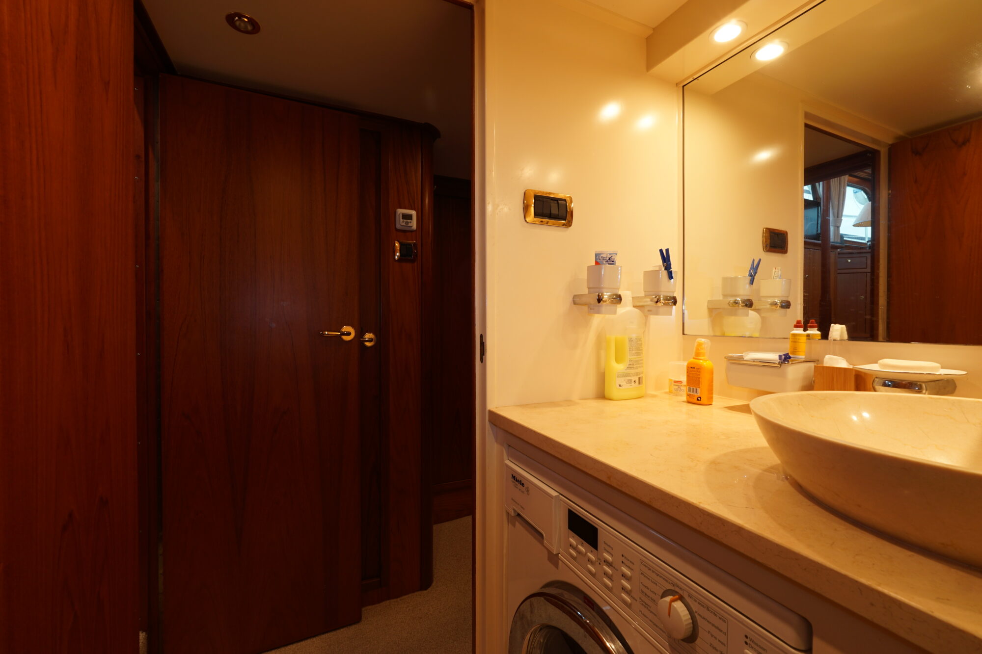 foto: 99 Super van Craft Super van Craft 14.80 Cabrio Stabilizers