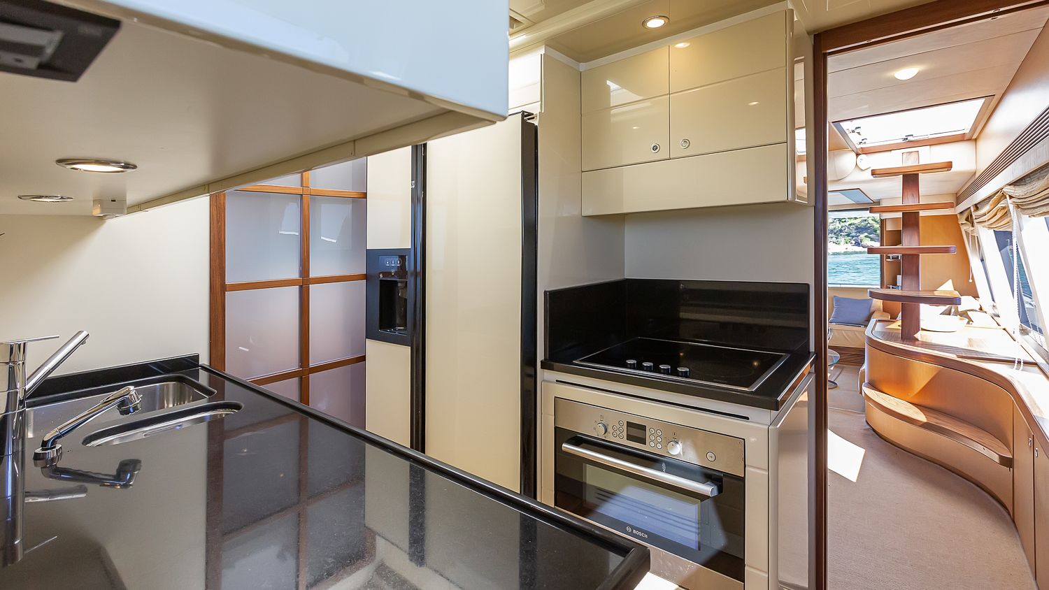 foto: 15 Ferretti  731