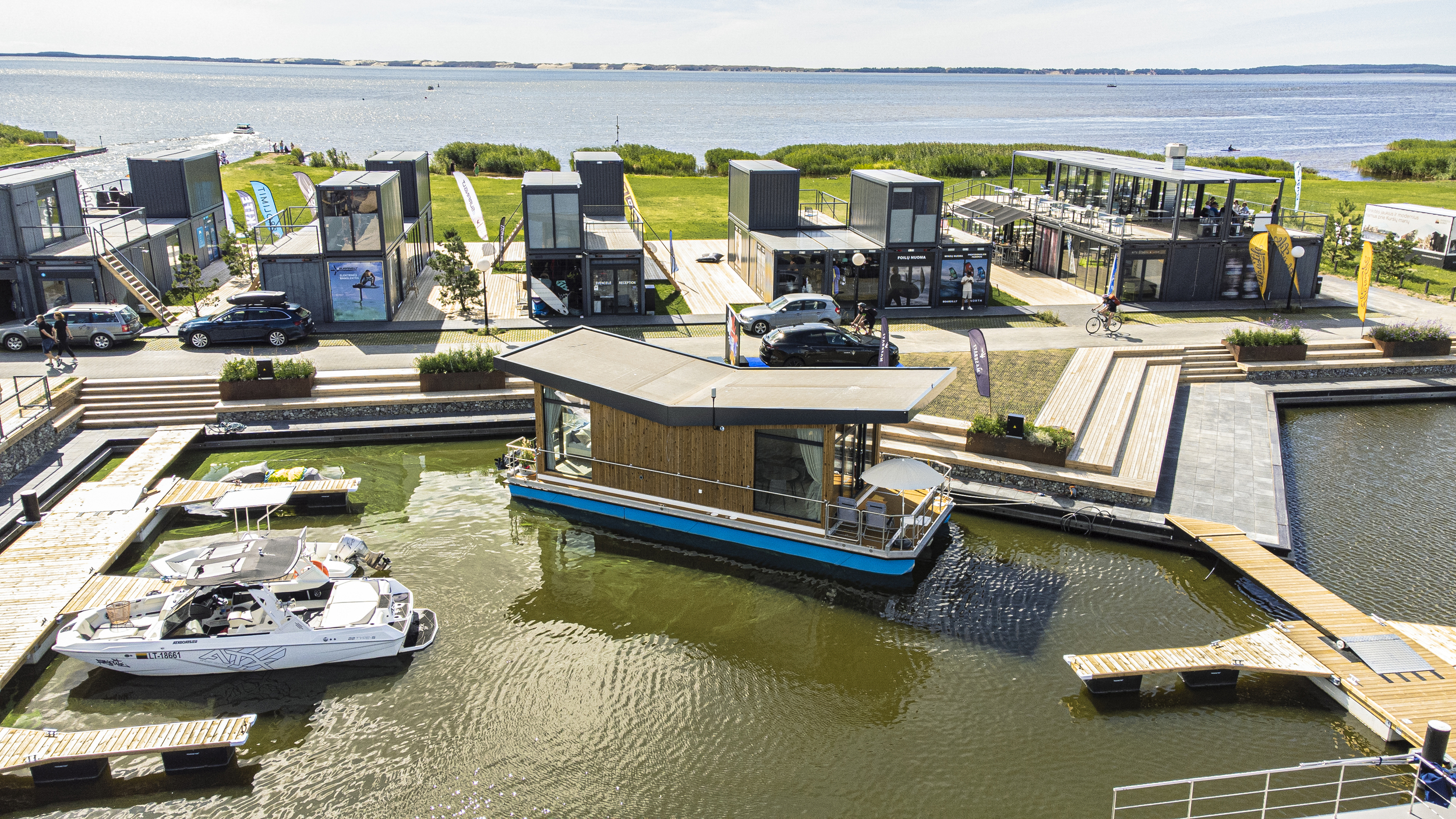 foto: 14 Twin Butterfly Houseboat