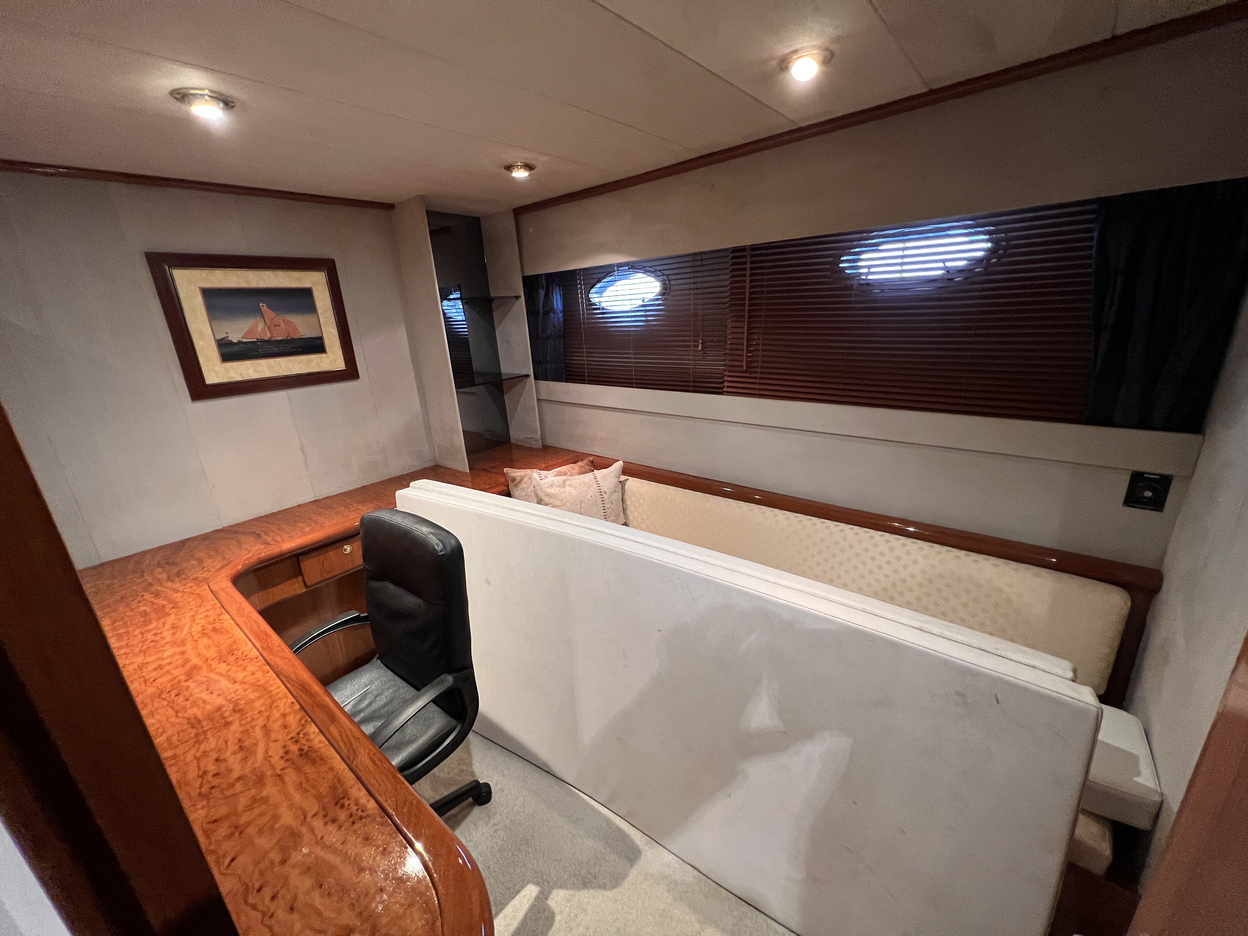 foto: 29 Monte Fino 64 ( varend woonschip )