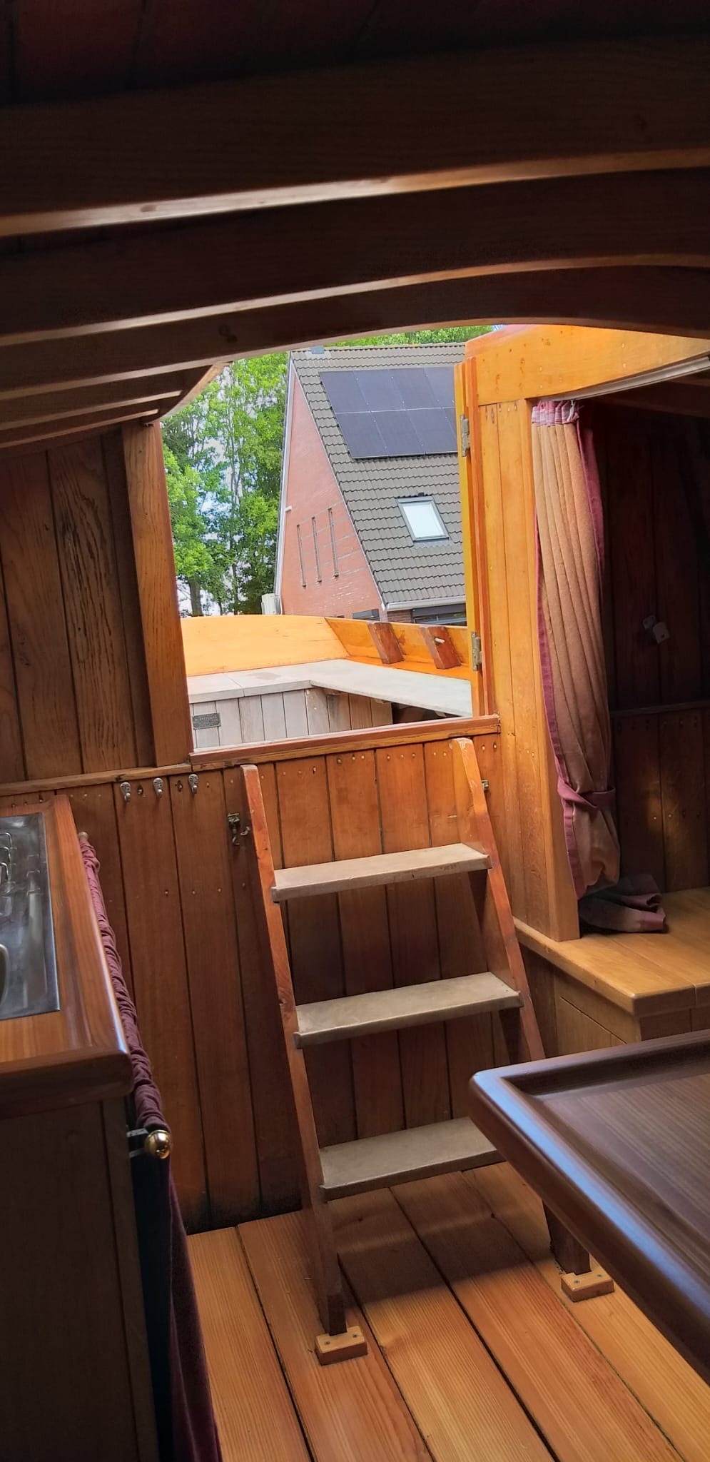 foto: 69 Brandsma Zeeschouw Platbodem