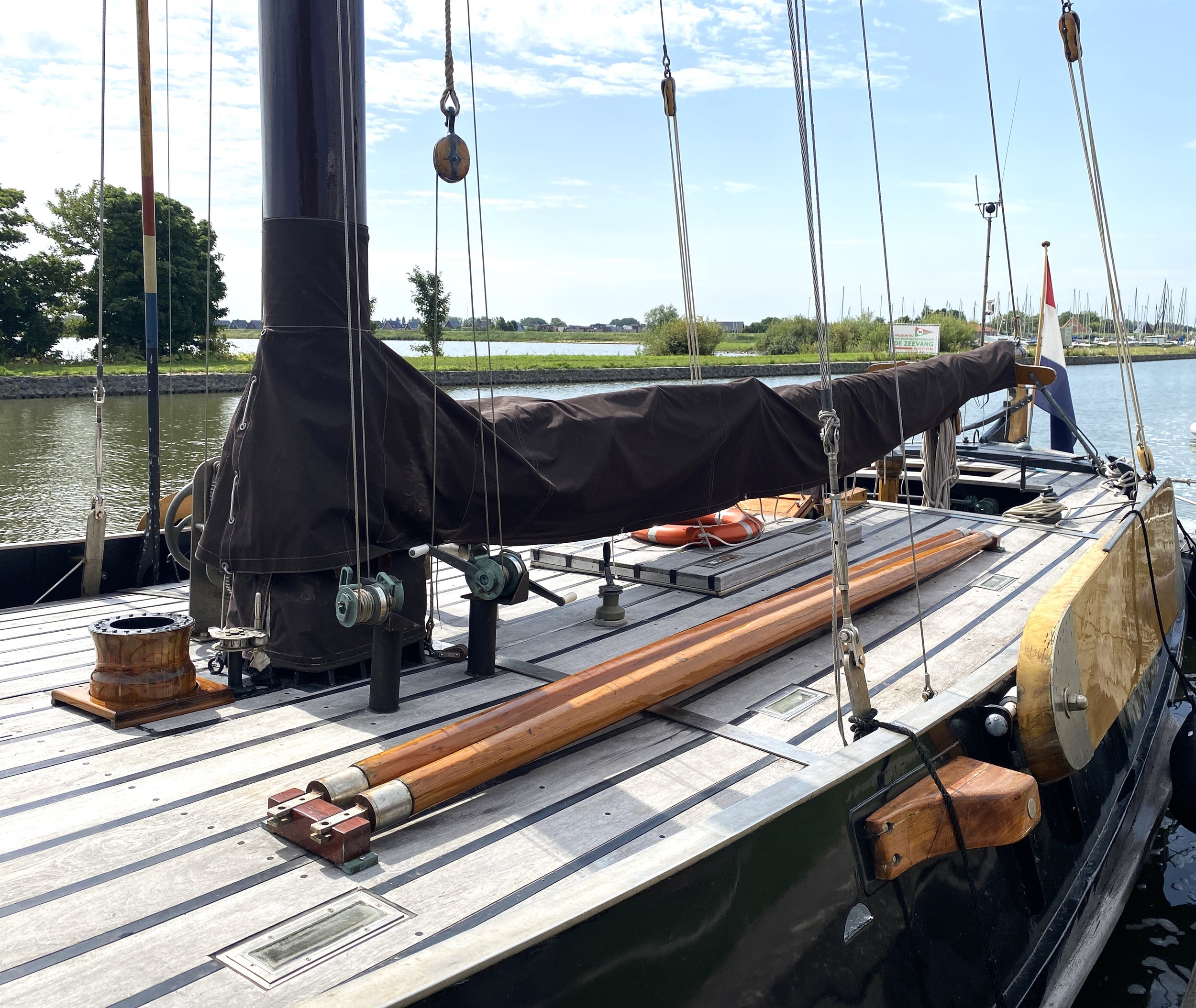 foto: 49 Schokker 14.00 M. One Off