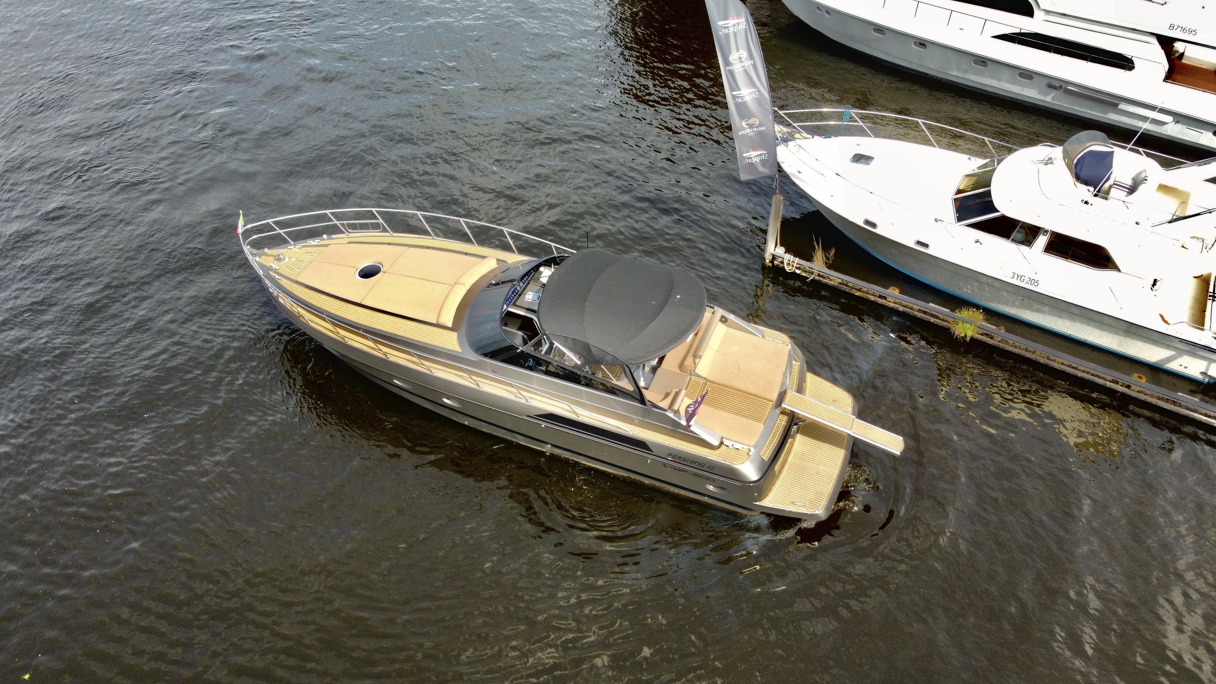 foto: 34 Pershing 40