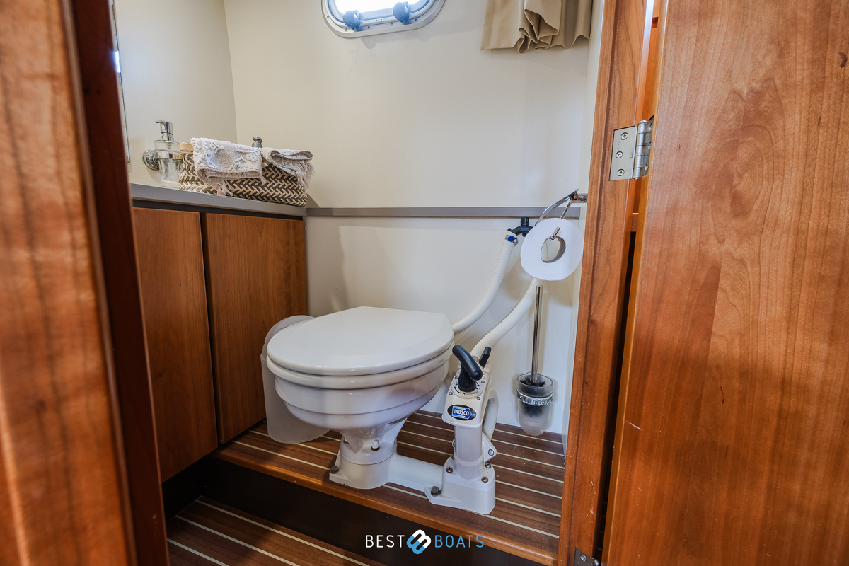 foto: 39 Linssen Grand Sturdy 34.9 AC