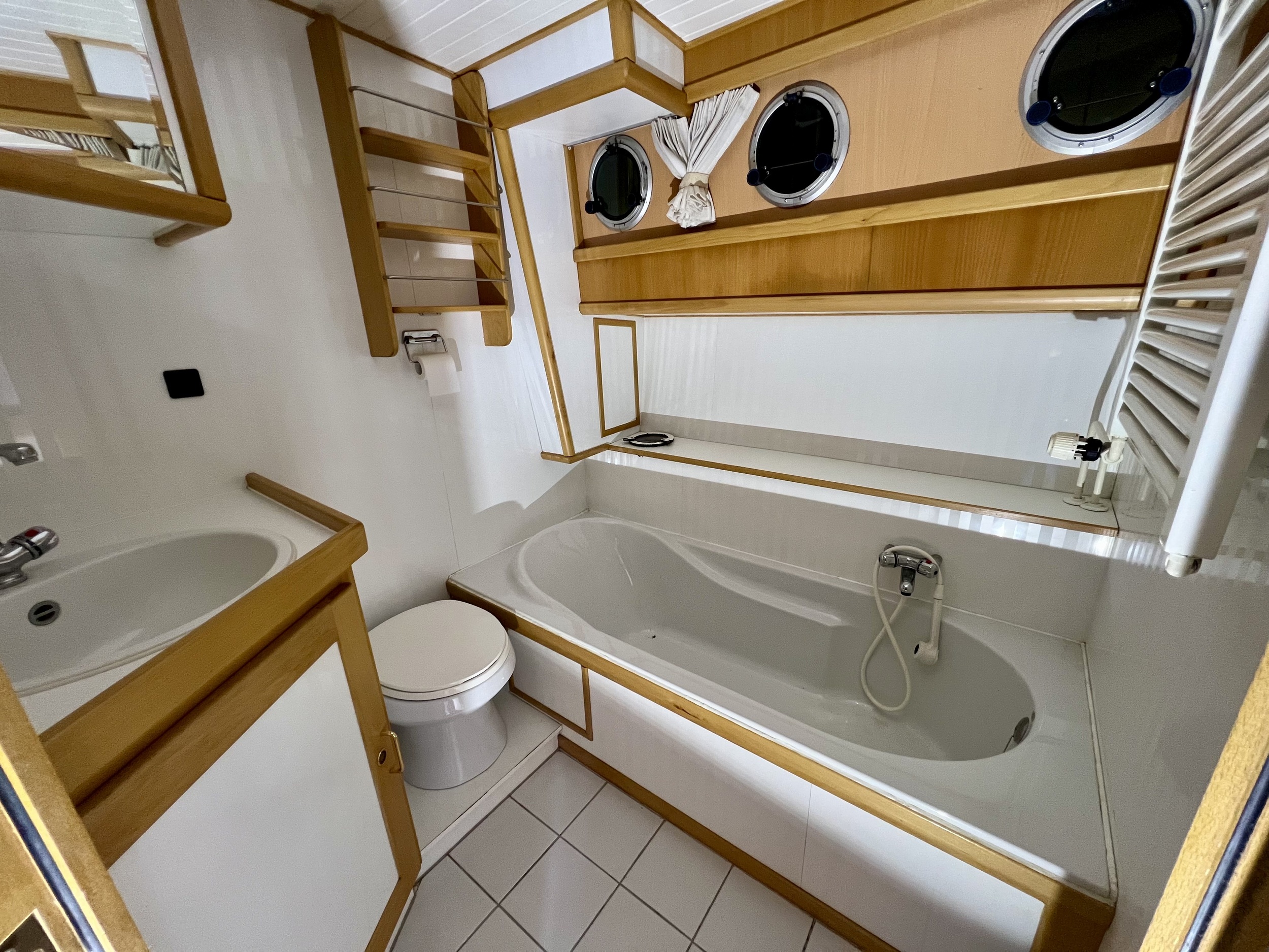 foto: 49 Support Vessel 43 Ft