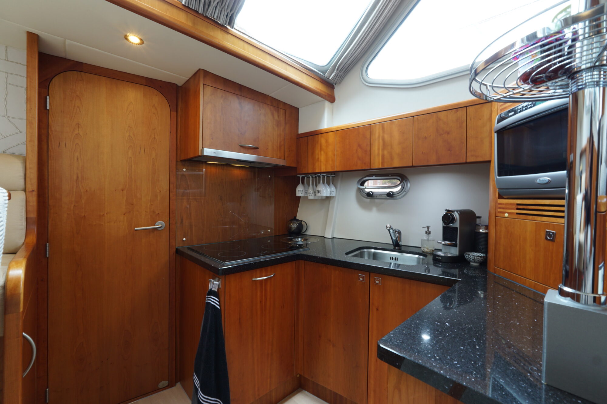 foto: 38 Van der Heijden Van der Heijden 14.00 Dynamic DeLuxe Cabrio