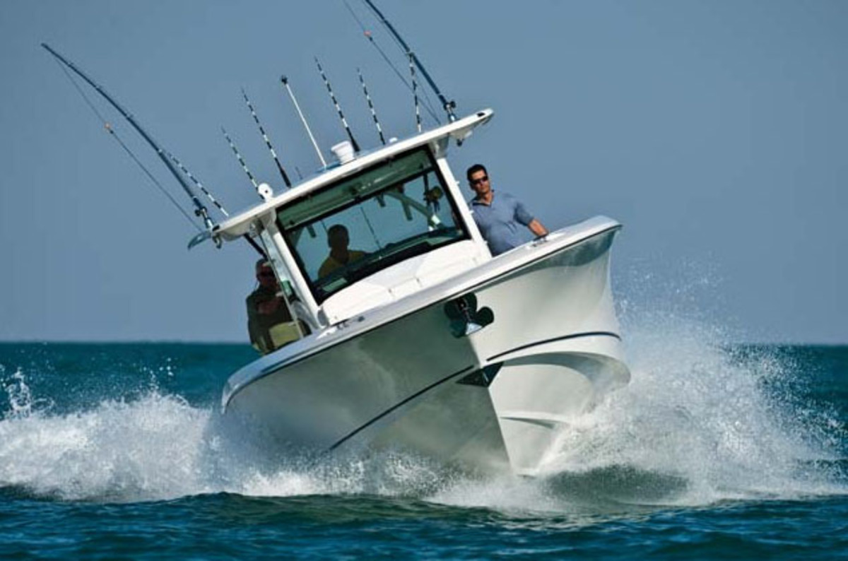 foto: 28 Boston Whaler 380 Outrage