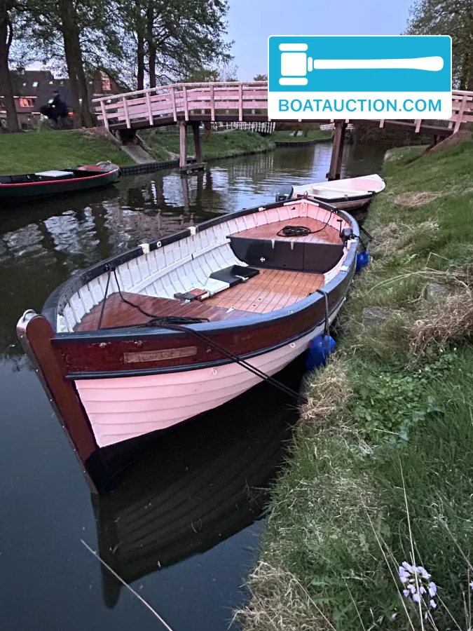 foto: 27 Lifeboat 465