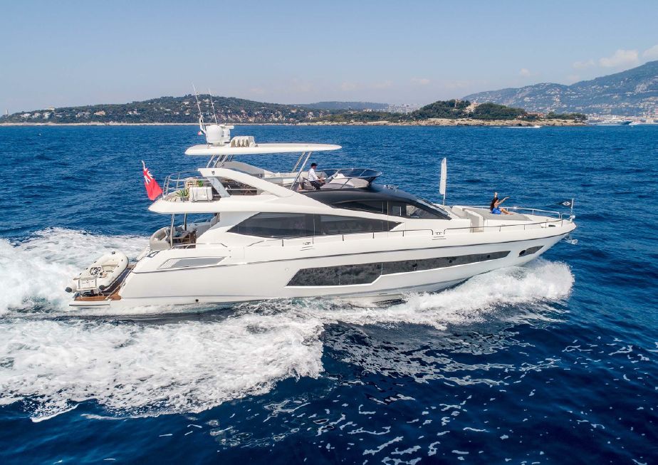 hoofdfoto: 1 Sunseeker 75 Yacht