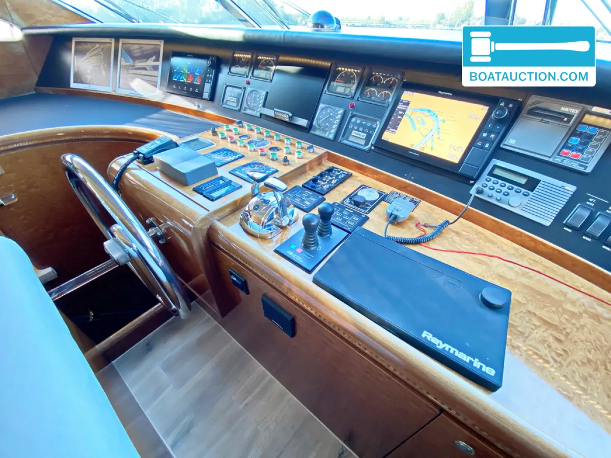 foto: 25 Horizon Elegance 82S