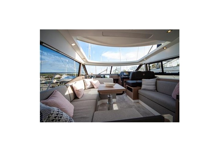 foto: 17 Prestige 460 Fly