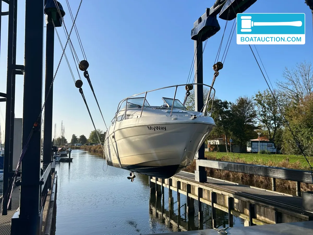 foto: 15 Bayliner 2355