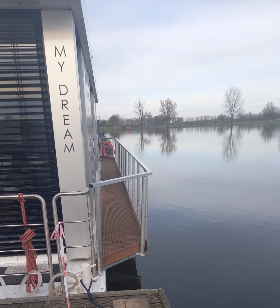 foto: 75 My Dream My Dream Houseboat 15.00