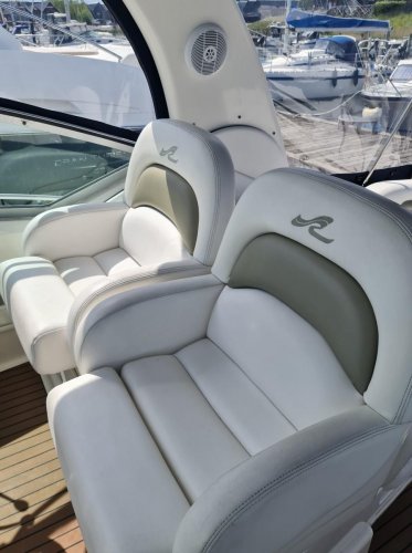 foto: 34 Sea Ray 375 Sundancer Twin Diesel