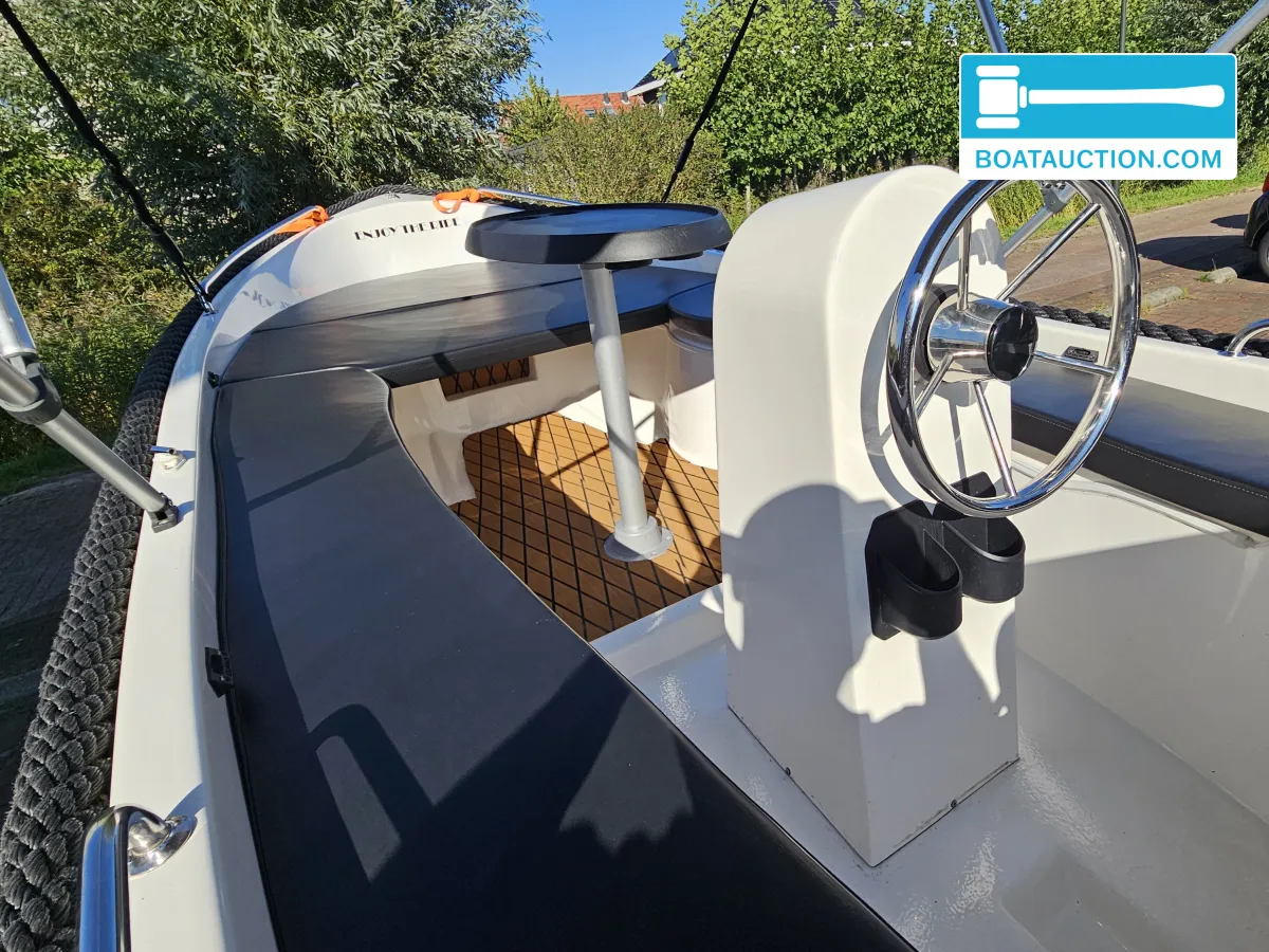 foto: 27 Elegance 430