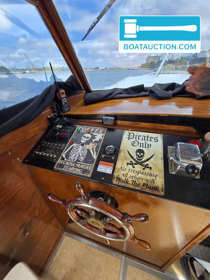 foto: 14 Motorboot 900