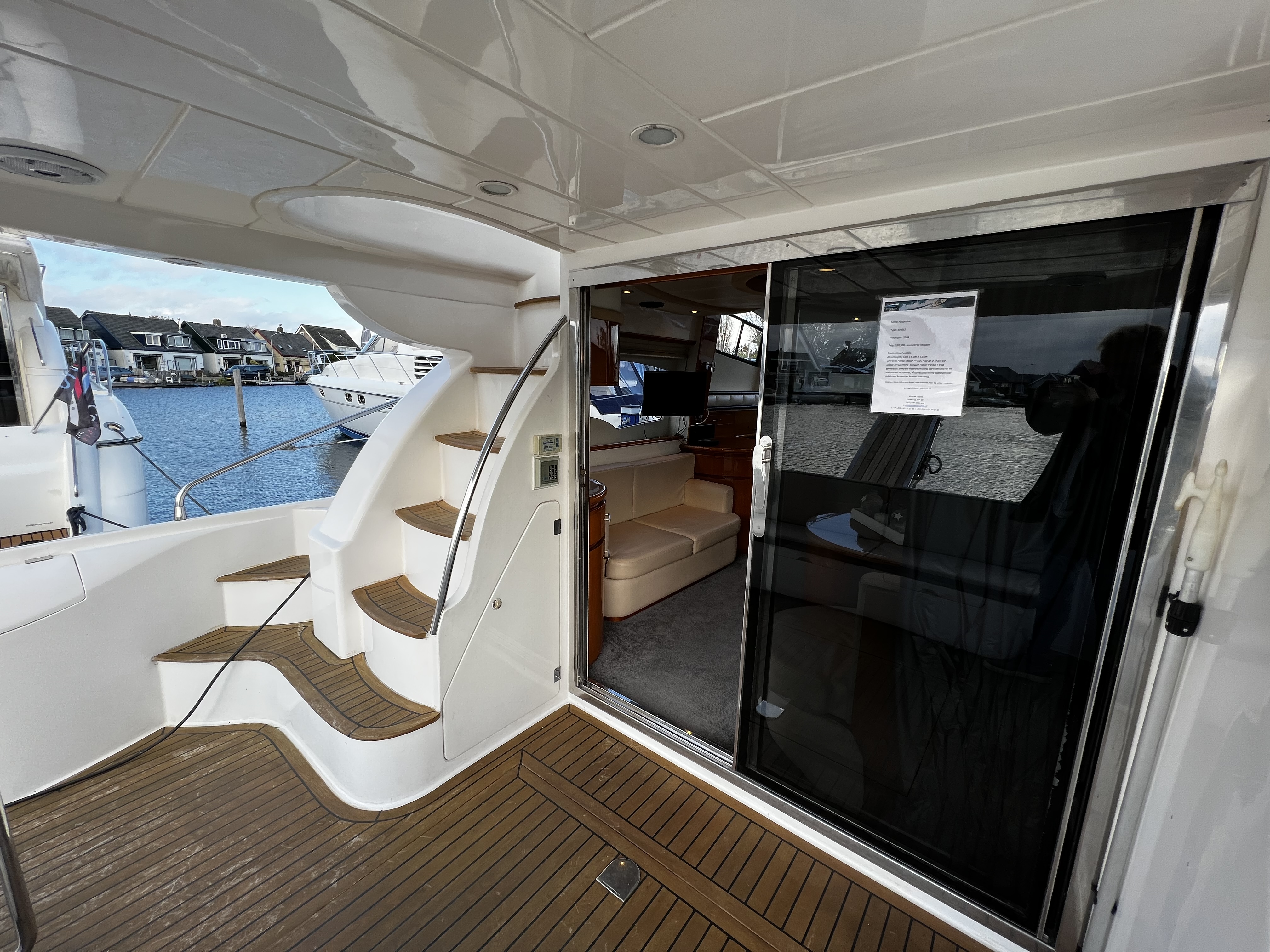 foto: 31 Astondoa  43 GLX