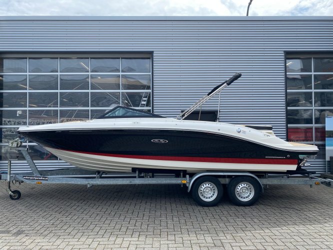 foto: 10 Sea Ray SPX 210 DEMO