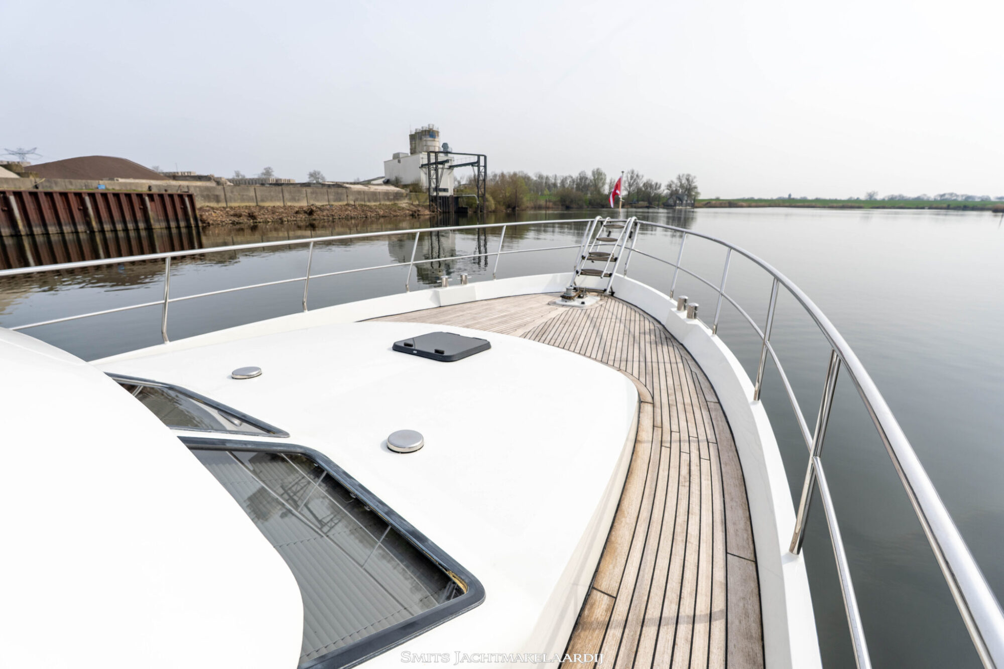 foto: 85 Pacific Pacific Allure 148 VS