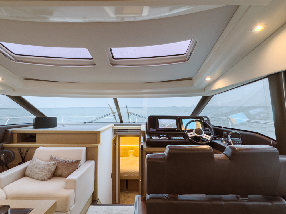 foto: 51 Prestige 520S 