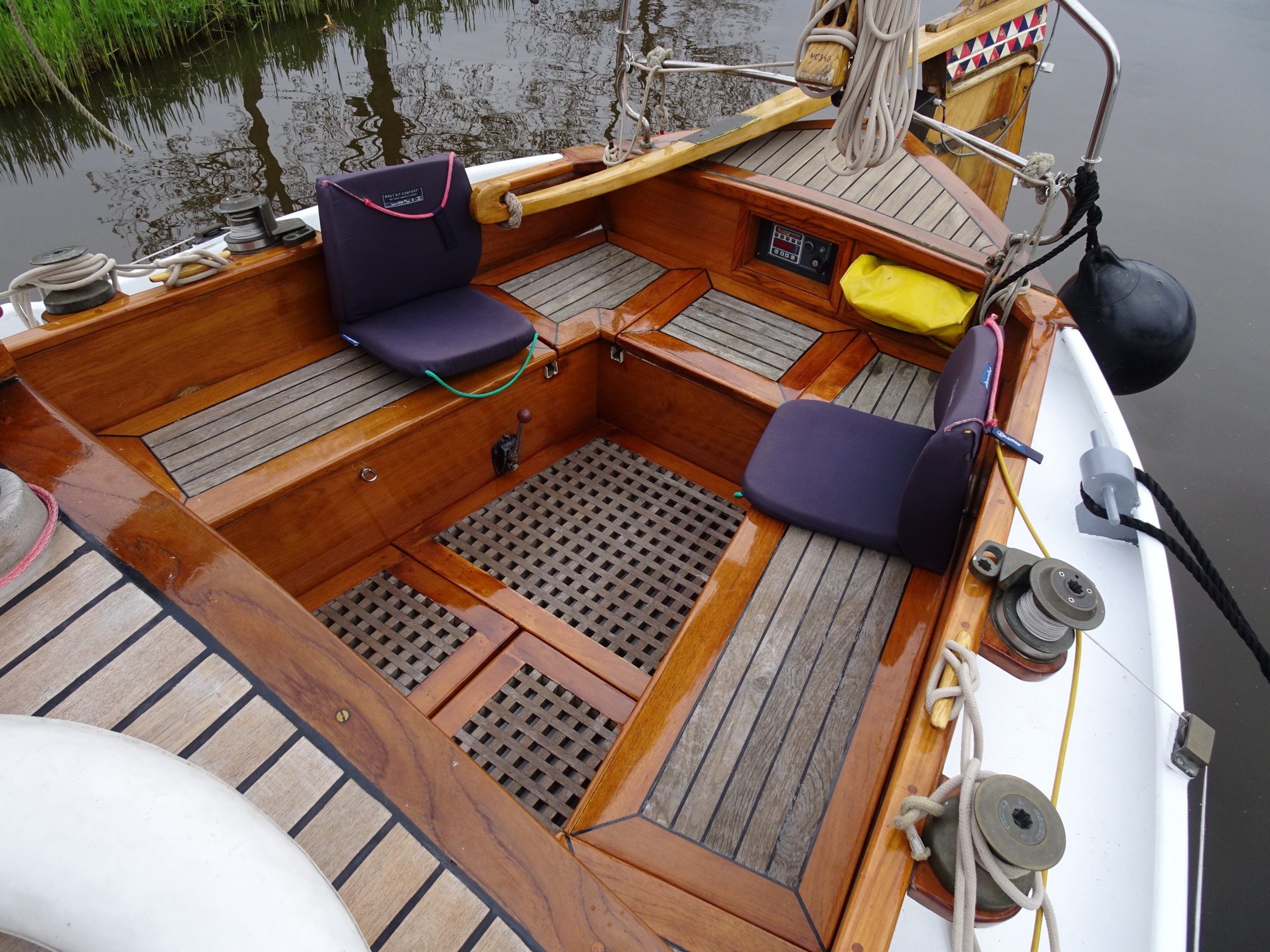 foto: 13 Schokker 950