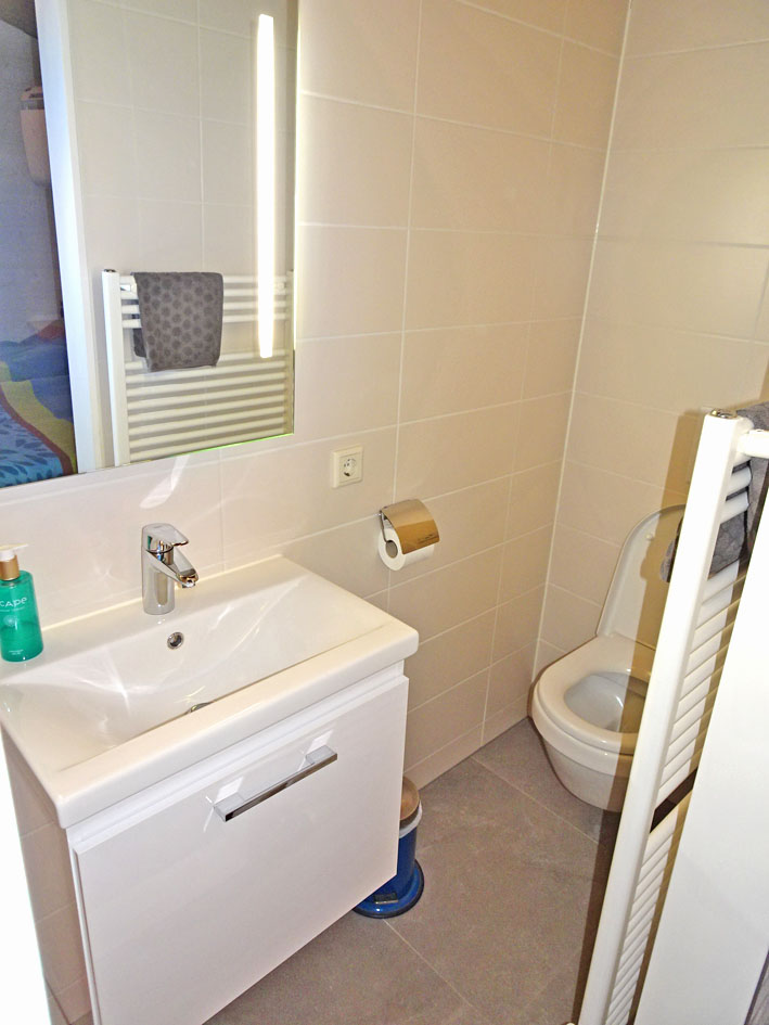 foto: 51 Spits B&B Varend Woonschip 39.09 met CvO