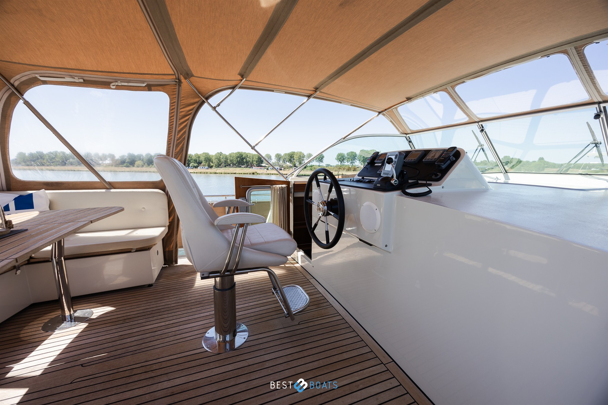 foto: 35 Linssen Grand Sturdy 45.9 AC