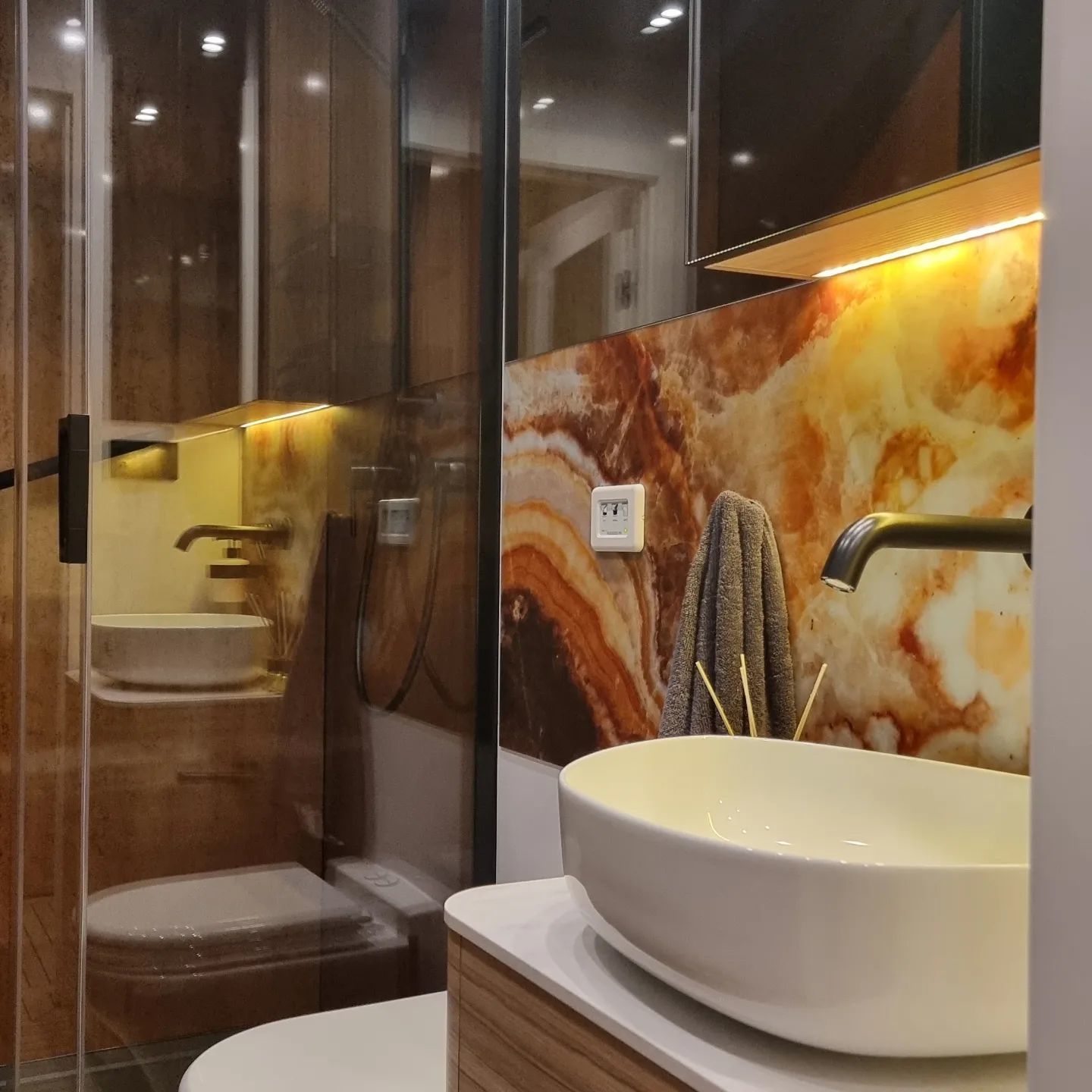 foto: 25 Perla E-vision 42