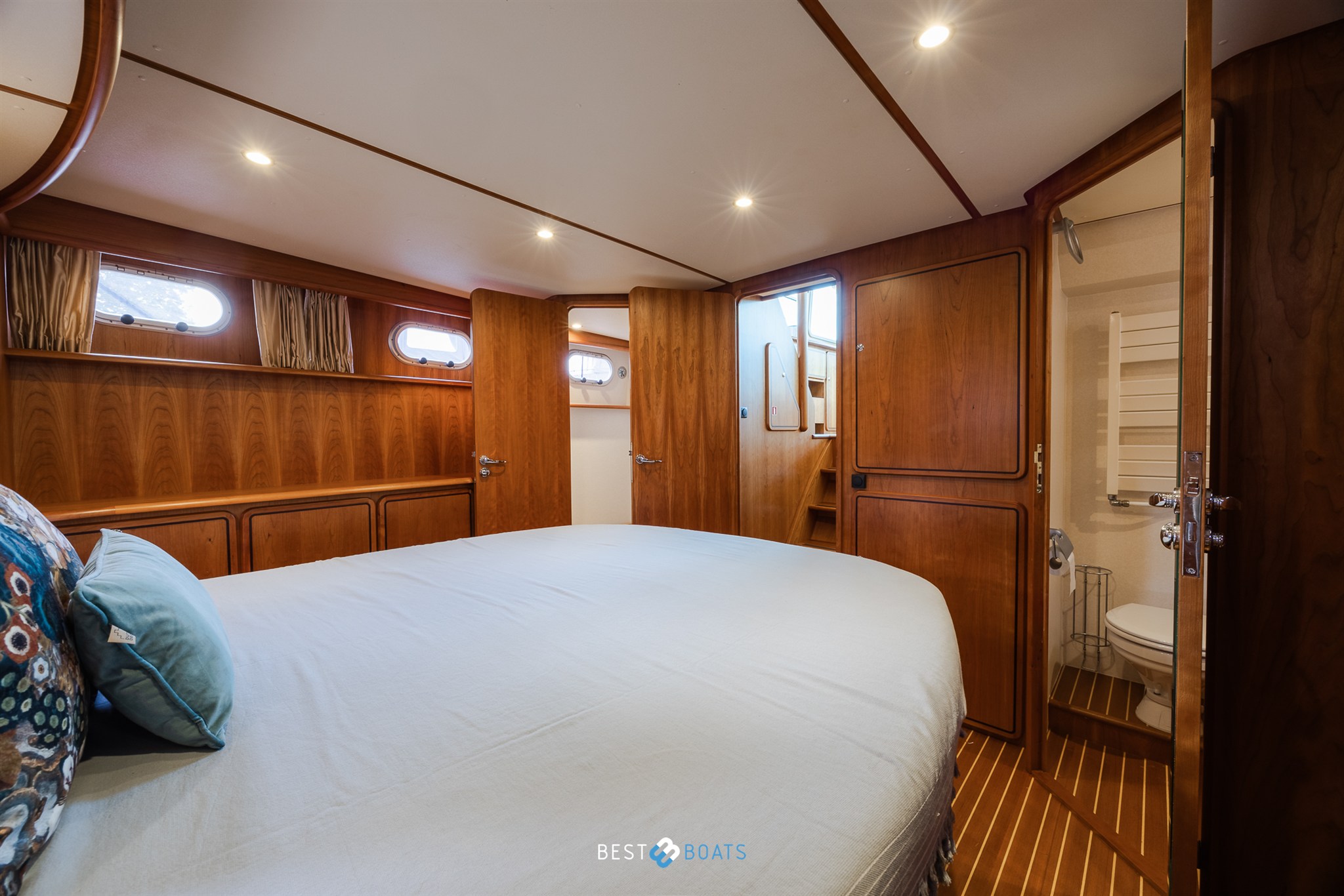 foto: 54 Linssen Grand Sturdy 470 AC Mark II