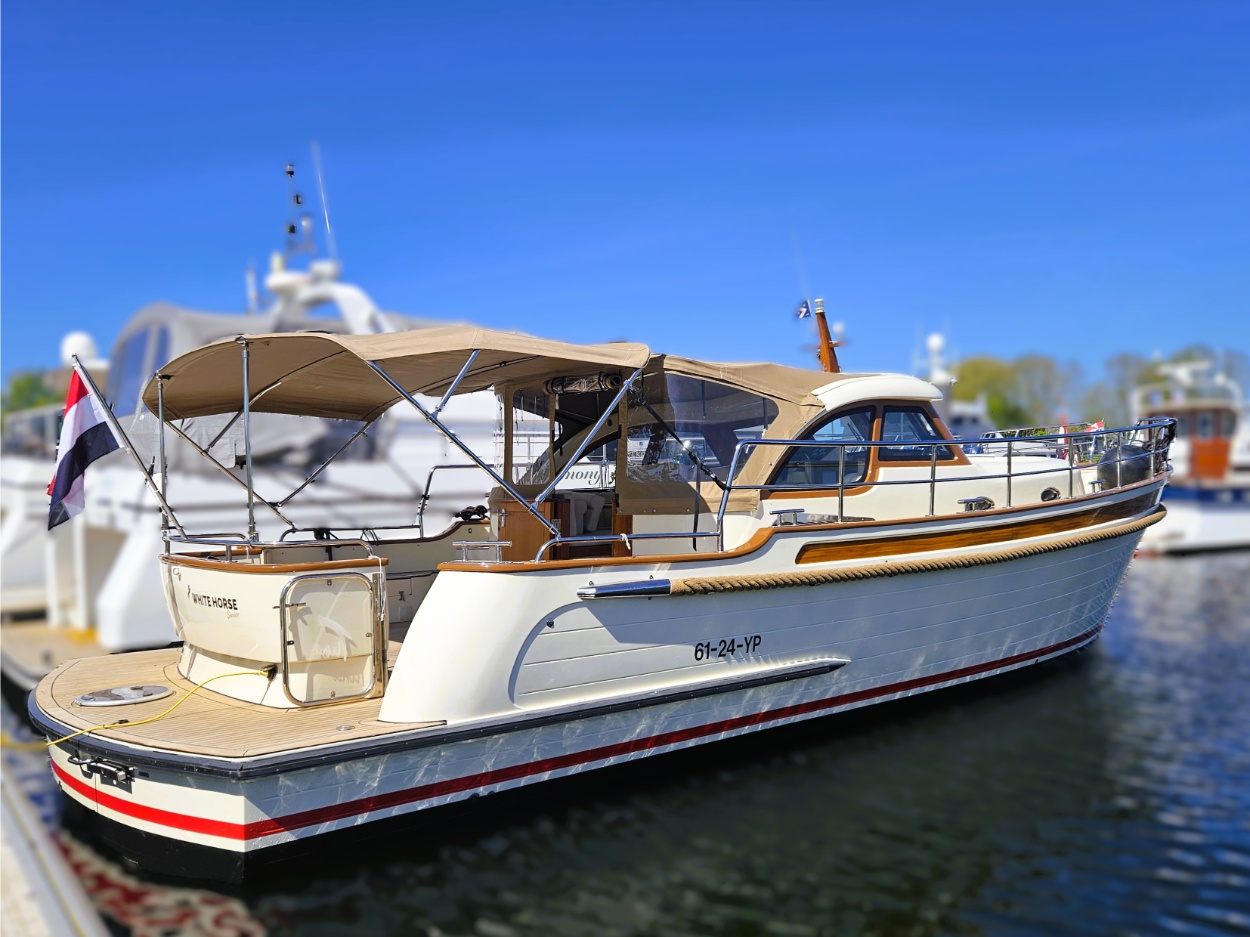 foto: 34 Tuna 40 Cabrio