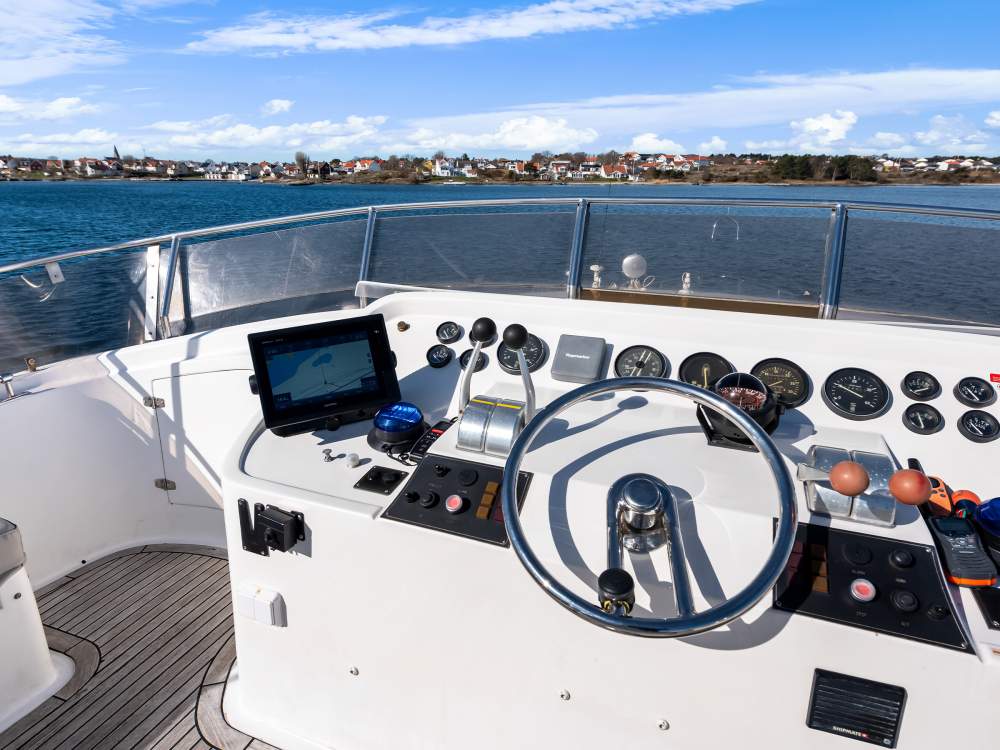 foto: 25 Monte Fino  64 ( varend woonschip )