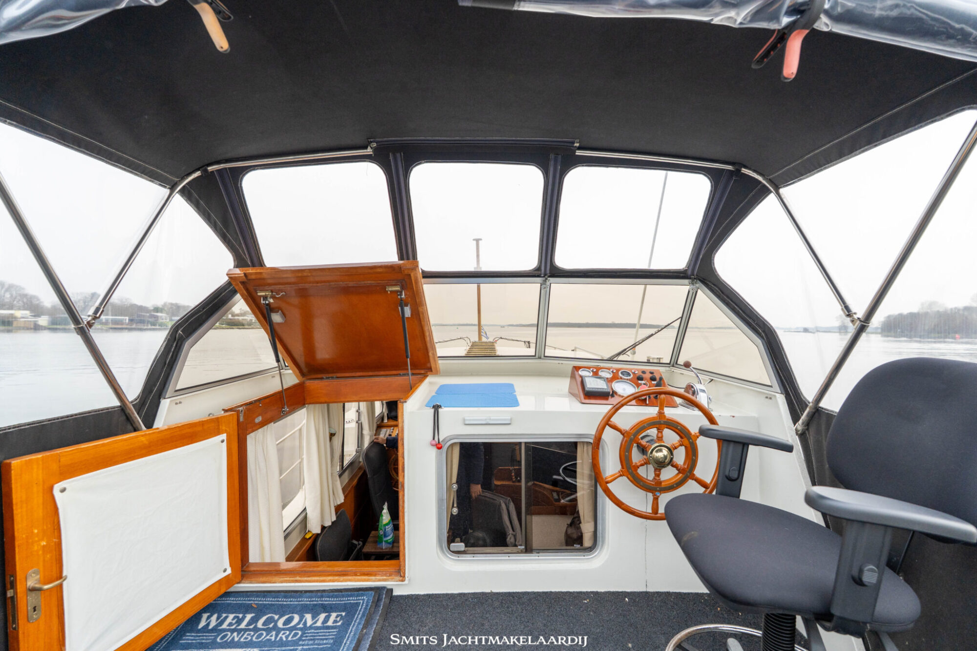 foto: 29 Stevens Columbus Stevens Bakdekkruiser 10.70 AK