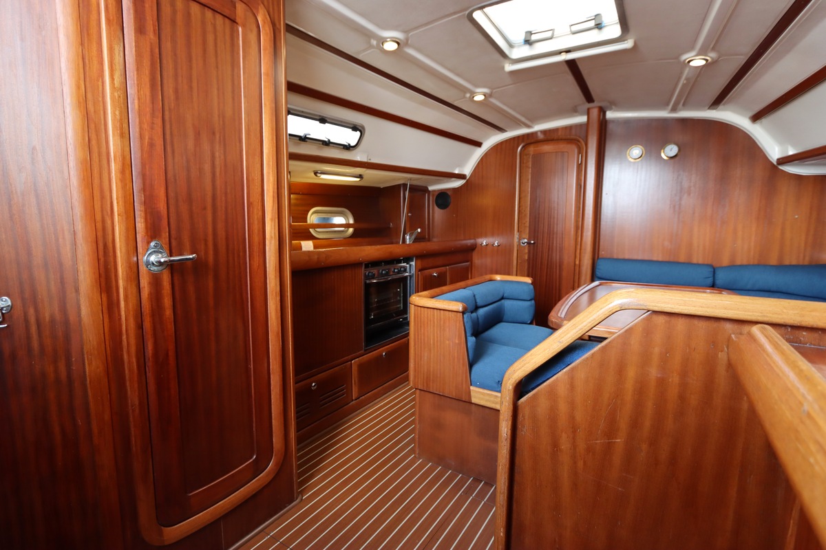 foto: 105 Bavaria  38-3 Cruiser