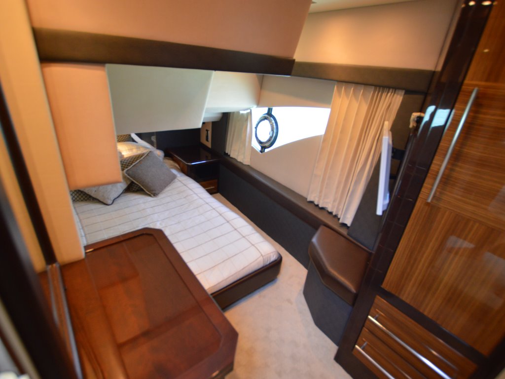 foto: 30 Marquis 500 sport yacht