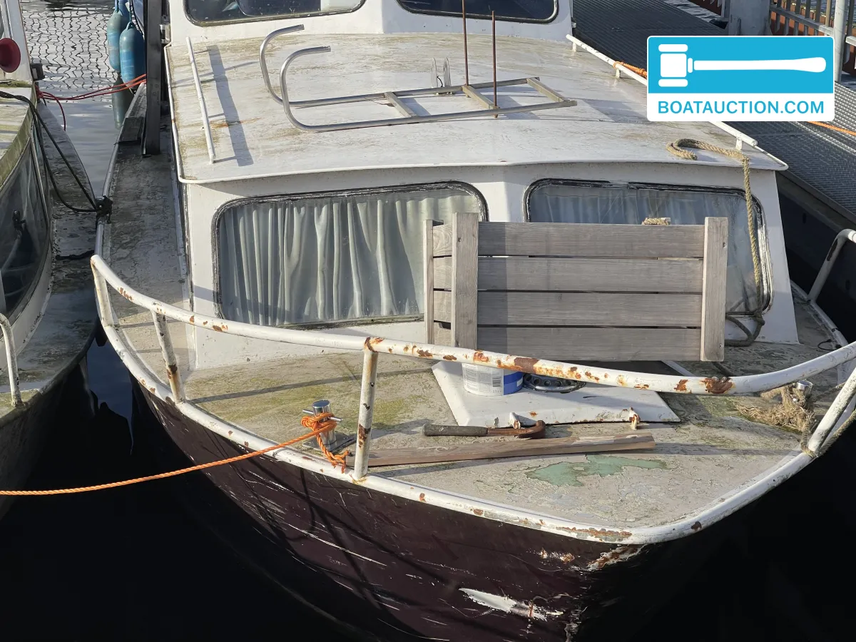 foto: 12 Motorboat 800