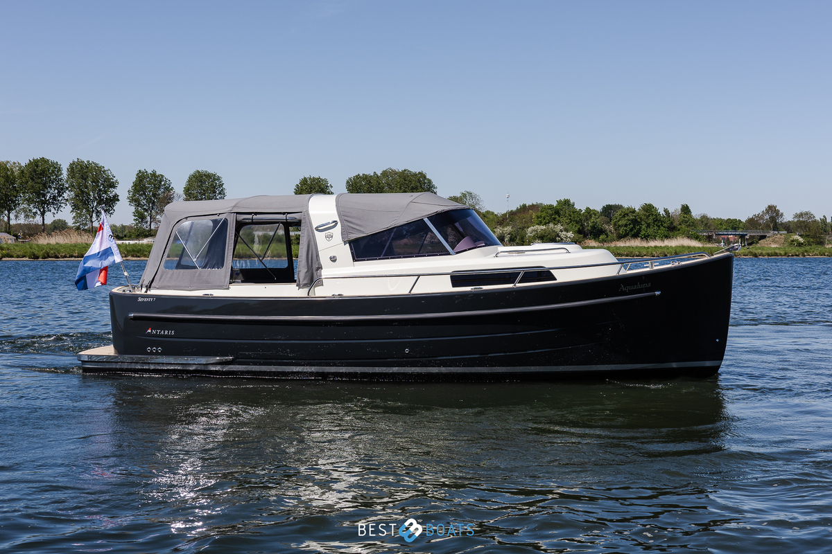 Antaris Seventy7 Cabin