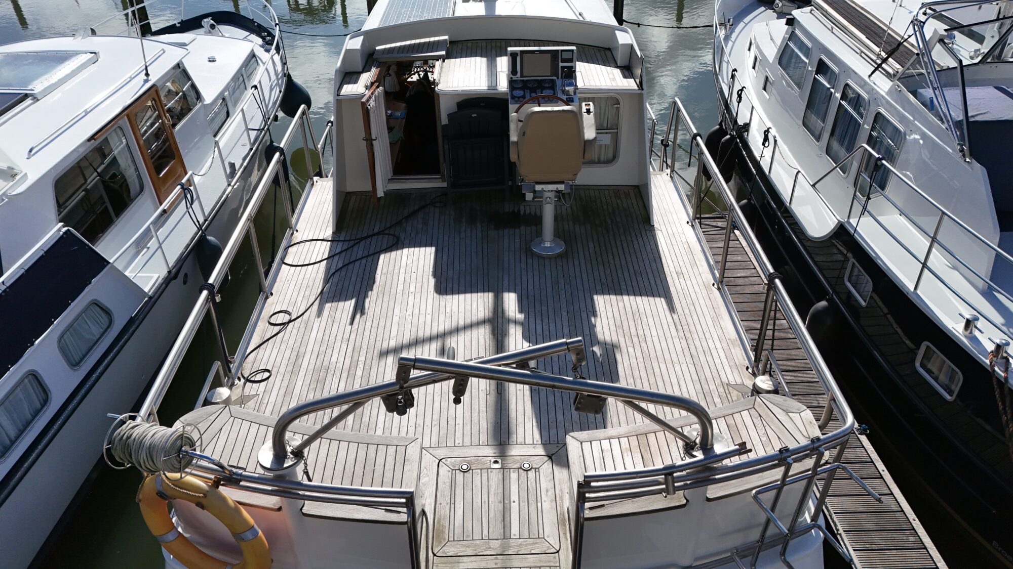 foto: 147 Damen Damen Pushy Cat 15.00 AK Cabrio