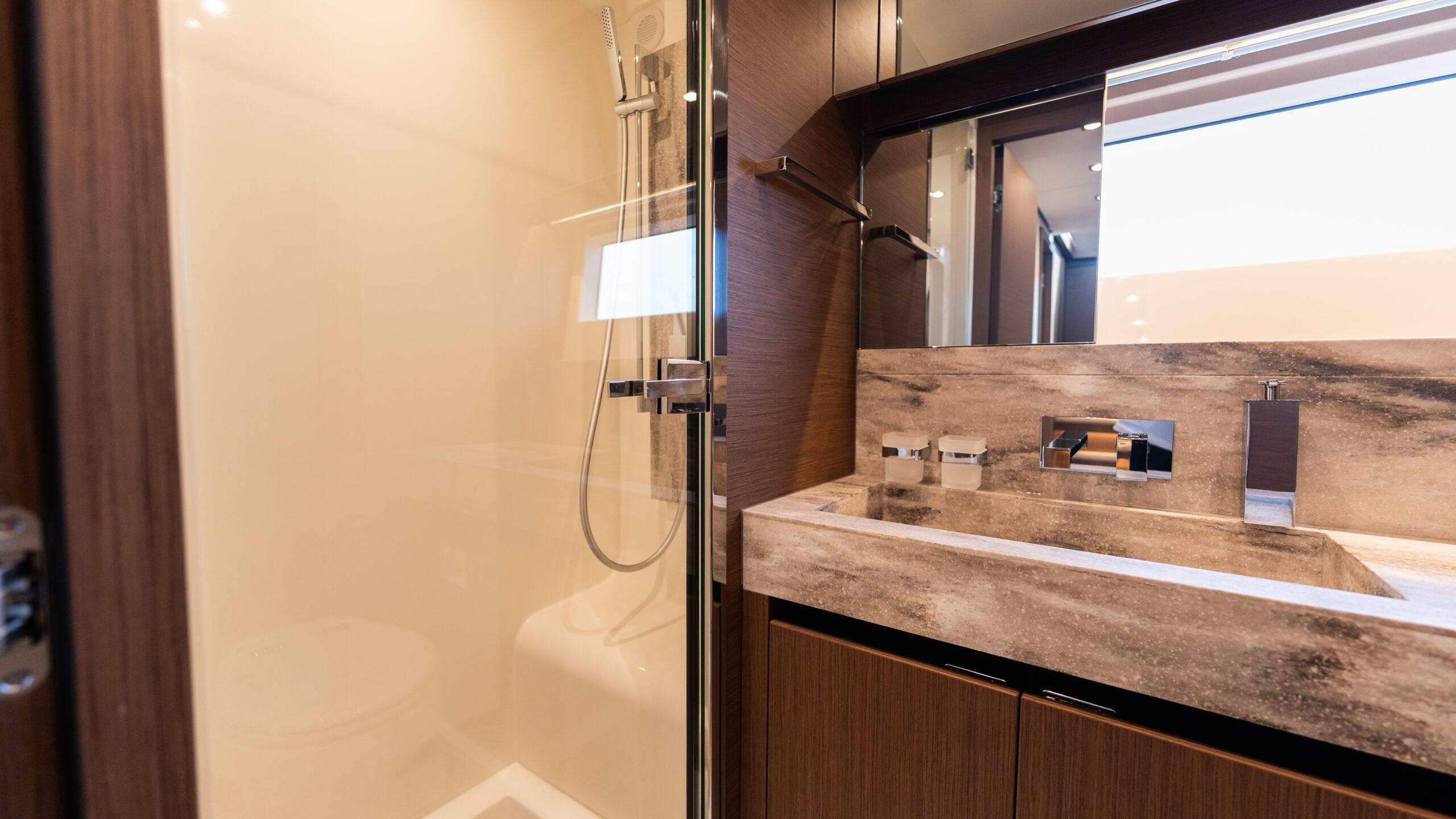foto: 199 Prestige X70