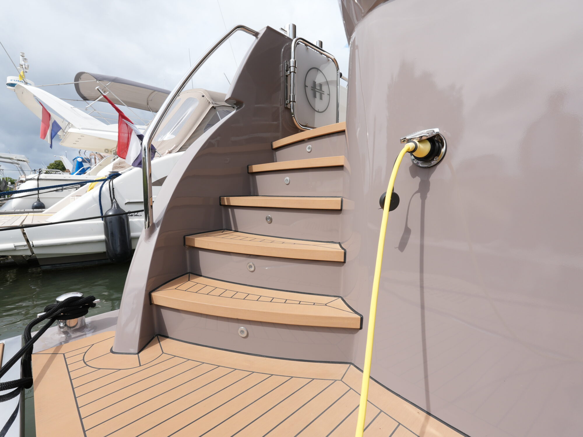 foto: 102 Van den Hoven Van den Hoven Executive 15.00 MK II