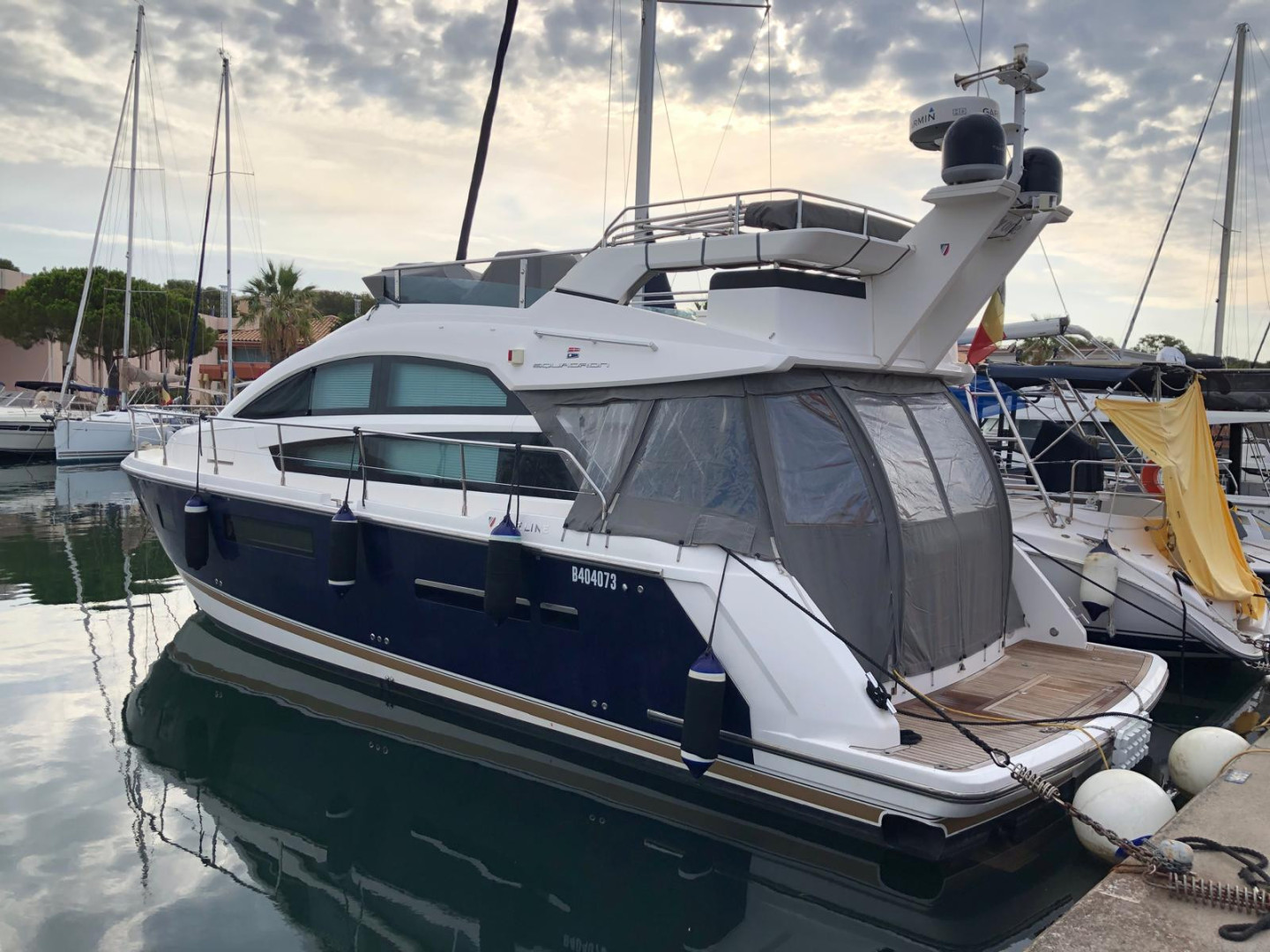 foto: 24 Fairline Squadron 42