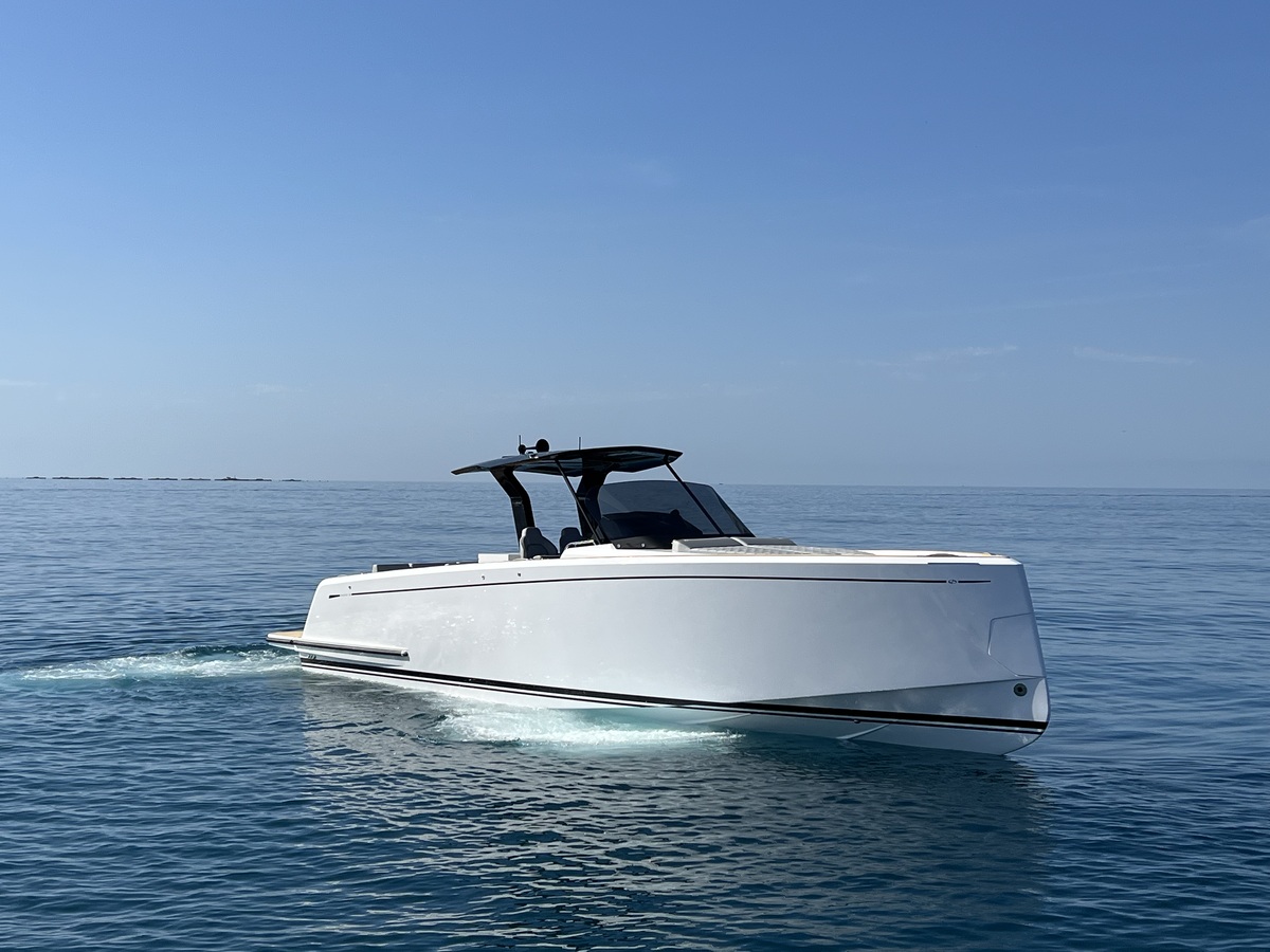 foto: 30 Pardo Yachts 38