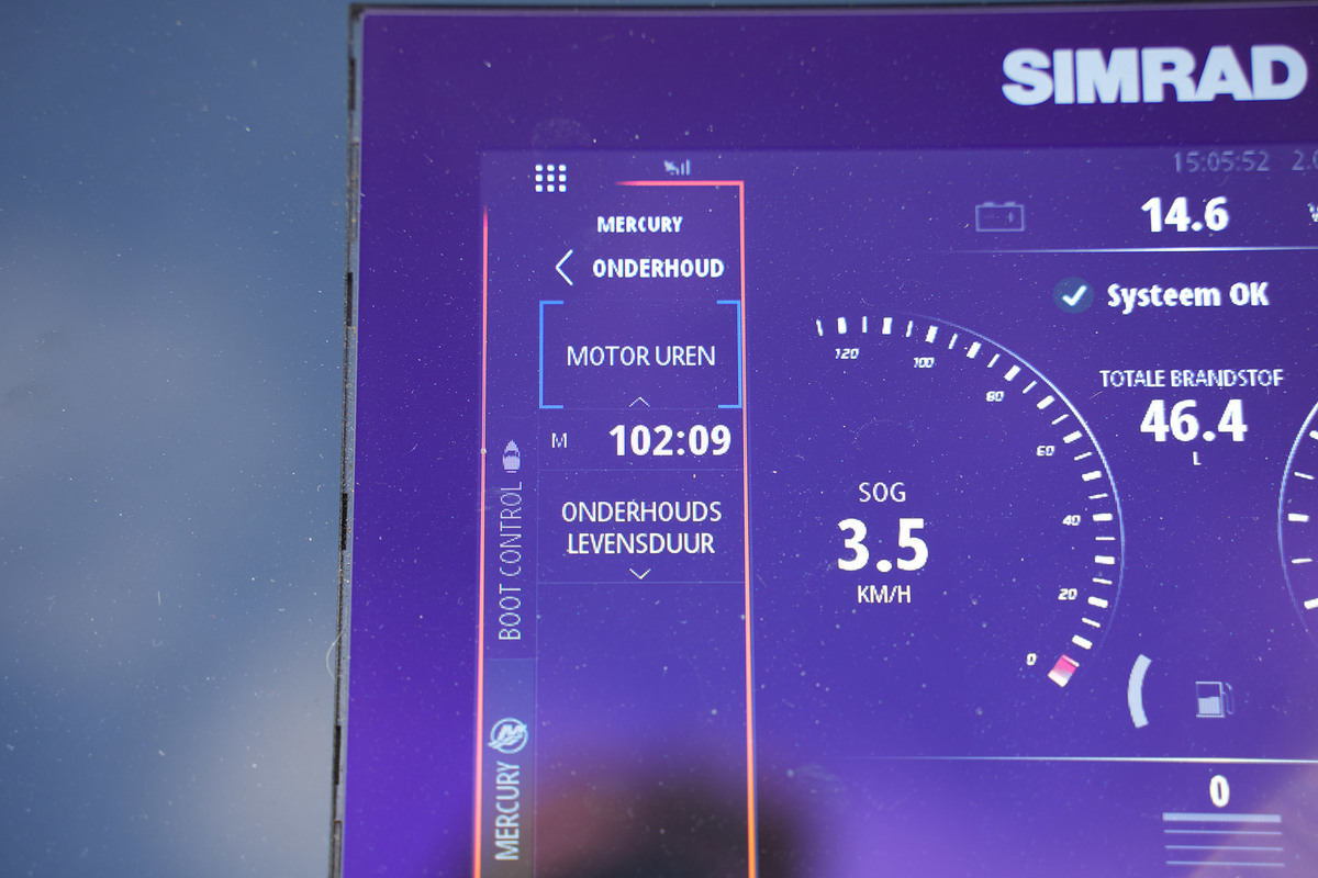 foto: 88 Sea Ray SPX 230 Outboard