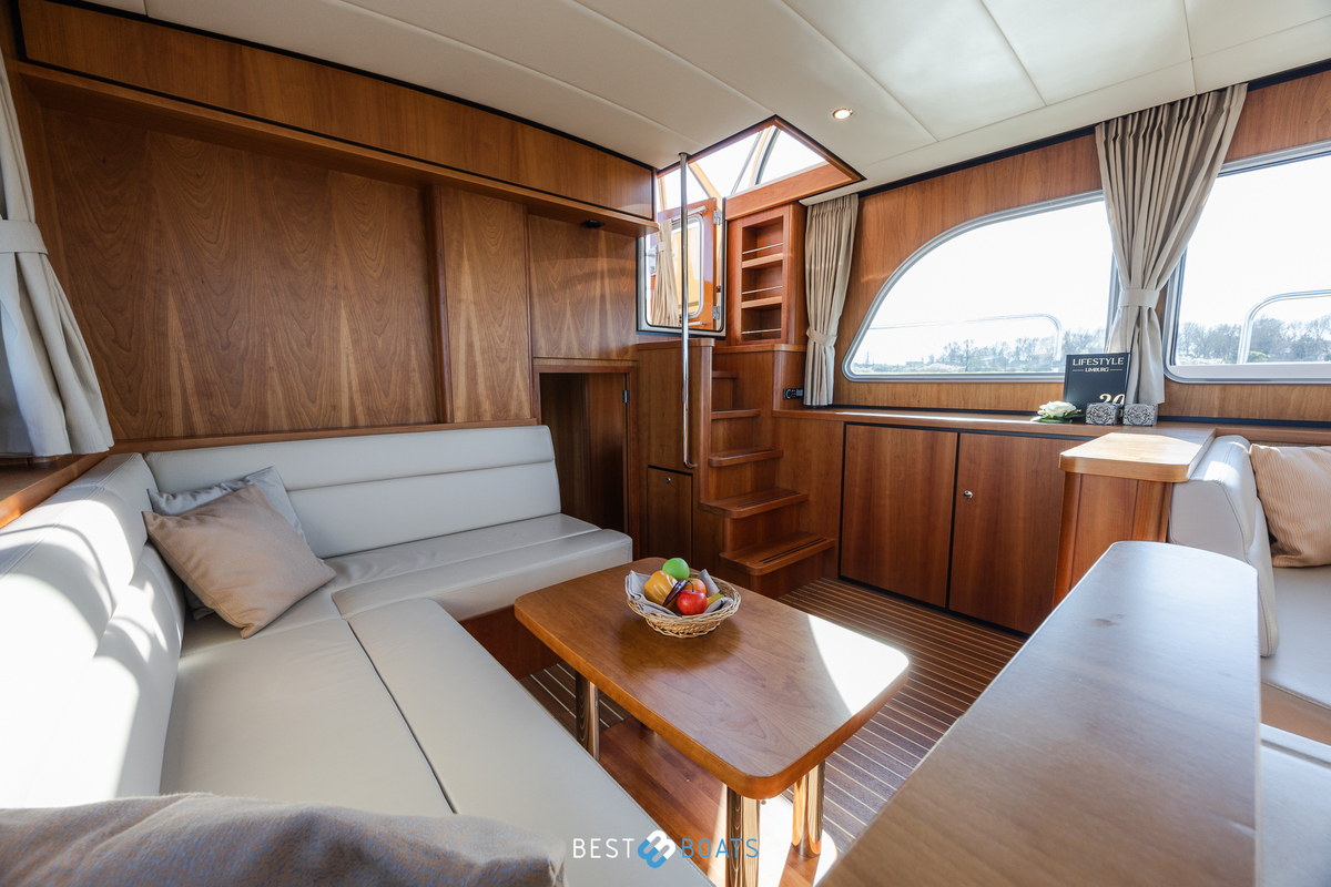 foto: 53 Linssen  Grand Sturdy 40.0 AC