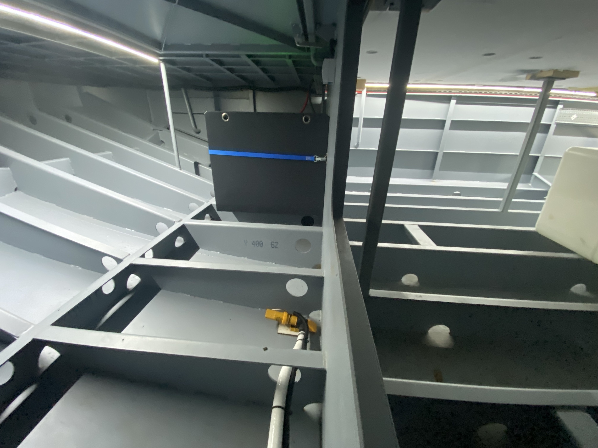 foto: 49 HOMESHIP VaarLoft Volledig Elektrische Houseboat